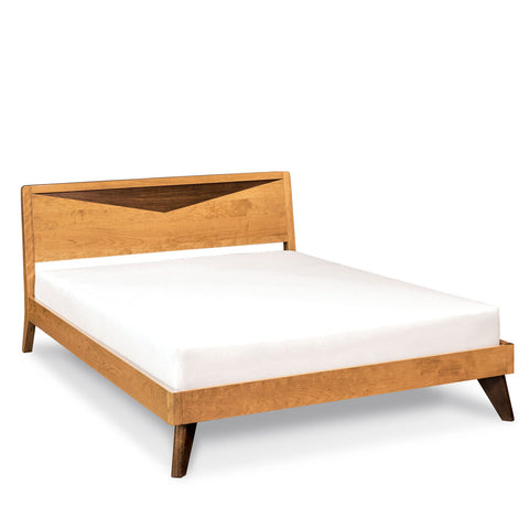 Elroy Panel Bed
